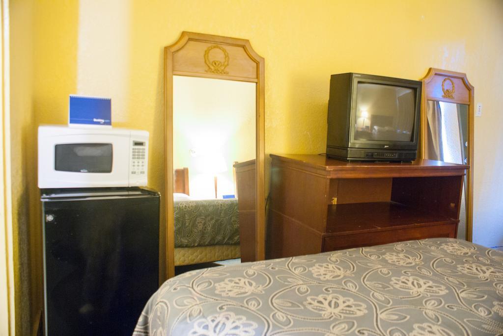 Sweets Inn Motel New Orleans Exterior photo