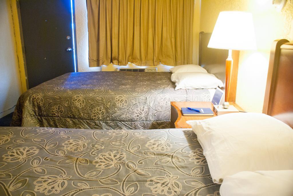 Sweets Inn Motel New Orleans Room photo